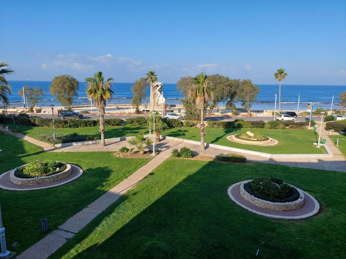 First Sea Line Apartment, Acre - Amazing Coastal View In Heart Of Akko Exterior foto